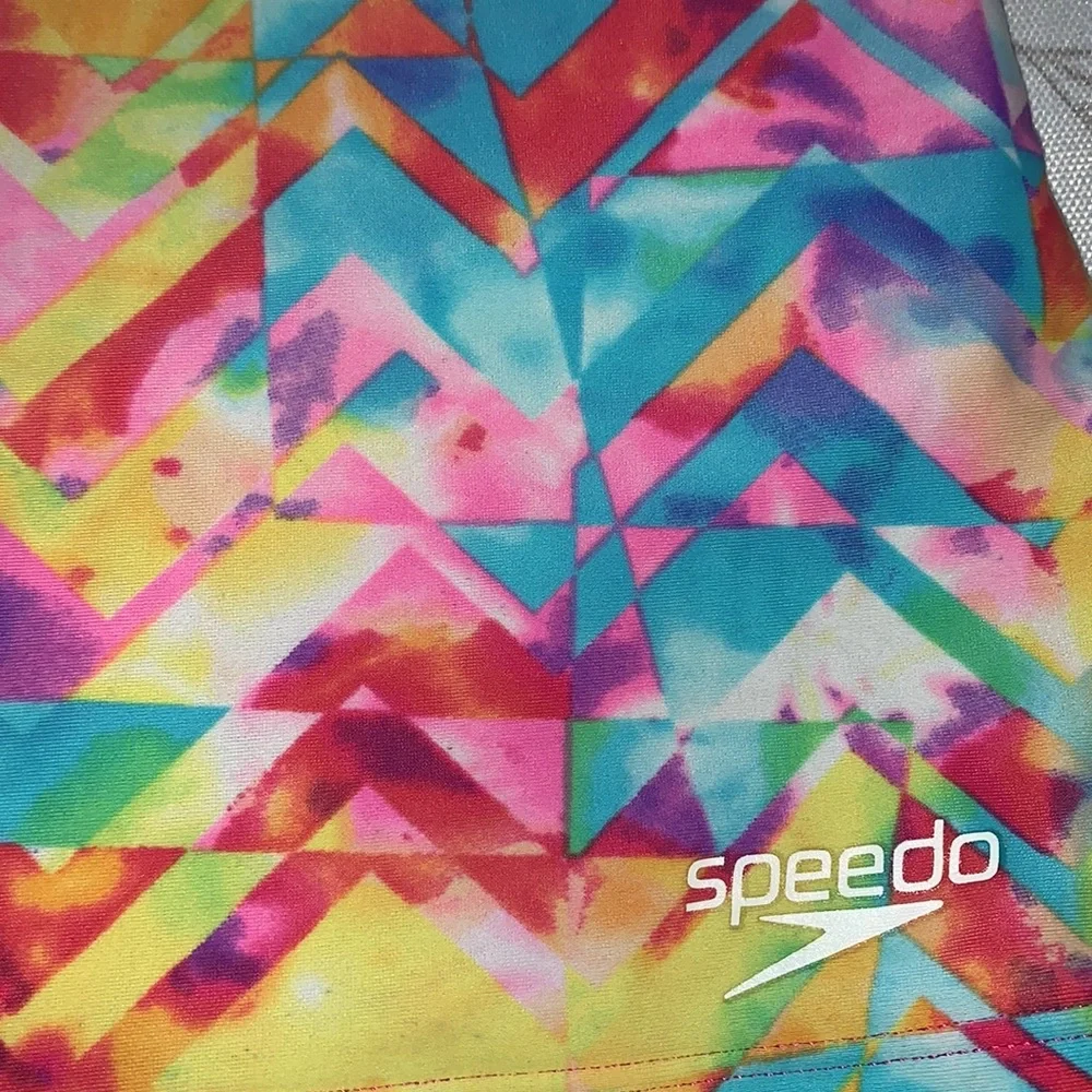 Speedo Colorful Rainbow Racerback Tankini Top Sz Y12 EUC